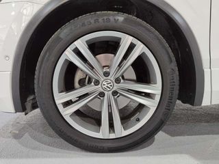 Volkswagen Tiguan R Line 1.5 TSI DSG 150 5p