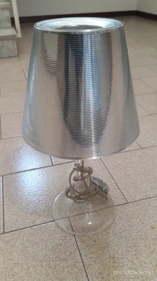 Lampada da tavolo Flos Miss K