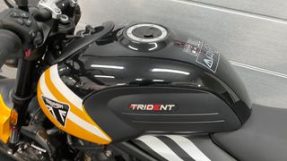 TRIUMPH Trident 660