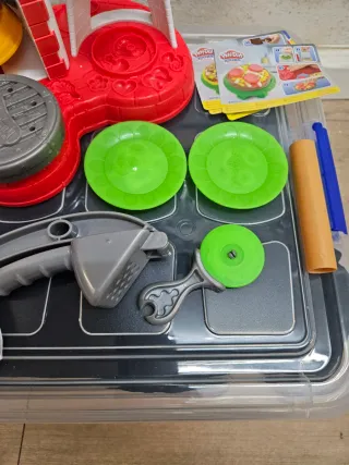 Horno Pizzas Play-Doh con Accesorios