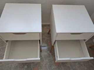 Mesitas Nórdicas Blancas con Patas de Madera