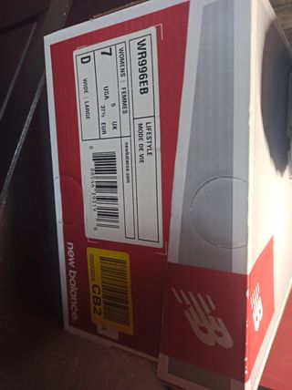 New Balance 996 Gris y Plata