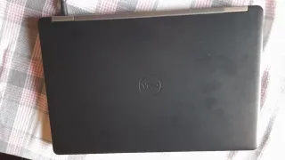 Portátil DELL Negro