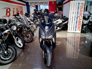 Yamaha X-MAX 125 Momodesign