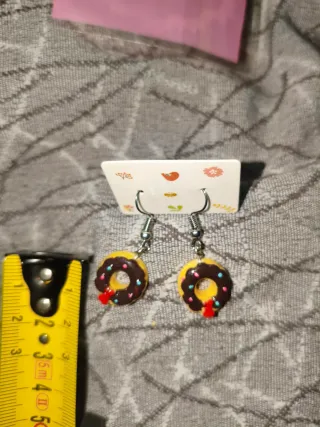 Pendientes de donut con chocolate