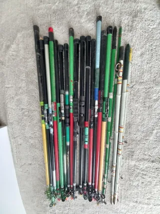 Lote de cañas de pesca