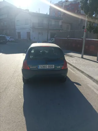 Renault Clio 2000