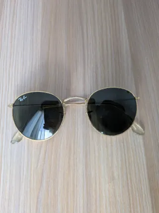 Gafas de sol Ray-Ban redondas doradas auténticas