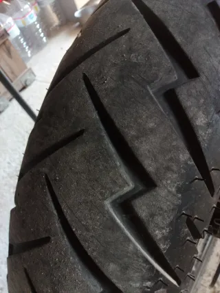 Royal Enfield HNTR 350