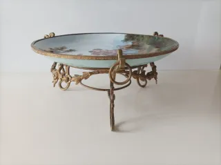 Bandeja de porcelana antigua decorada