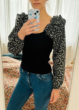 Top de flores manga larga Anthropologie XS