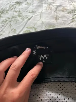 Chaqueta de moto negra