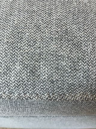 Puf reposapiés Kivik gris con almacenaje