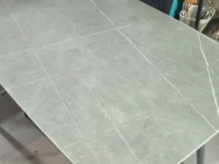 Mesa de diseño gris moderna