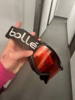 Casco de esquí Bollé con máscara
