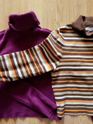 2 Camisetas Cuello Alto Mujer