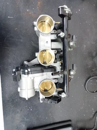 Cuerpo Inyección Yamaha Tracer 9