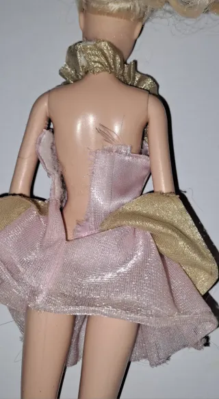 Barbie La princesa y la costurera