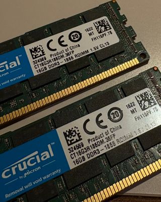 2x 16GB Crucial DDR3-1866 RDIMM