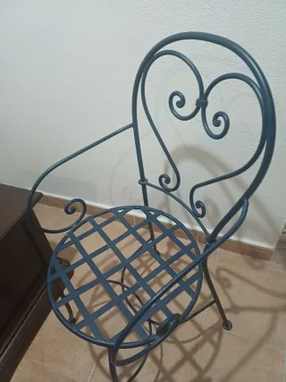 Silla de forja decorativa