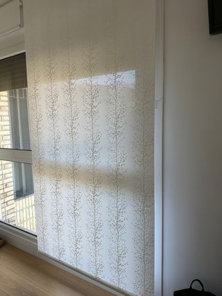 Estor enrillable ramas Leroy Merlin 120x250m