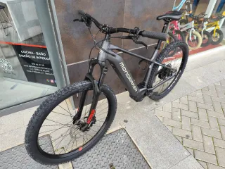 Mondraker Thundra R Talla L Shimano E-8000
