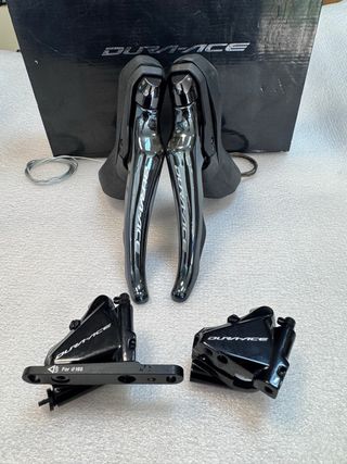 Shimano Dura Ace R9100 Manetas y Pinzas