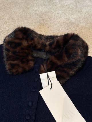 Cárdigan Zara cuello estampado animal Talla M
