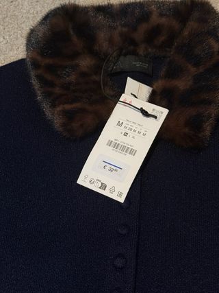 Cárdigan Zara cuello estampado animal Talla M