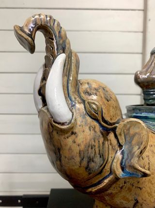 Elefante de cerámica vintage