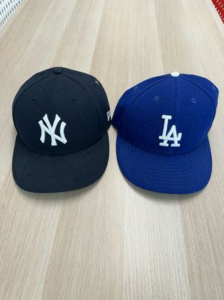 2 Cappelli NY e LA (Blu e Nero)