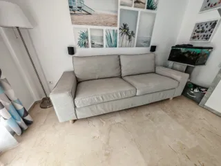 Sofá KIVIK 3 plazas gris claro