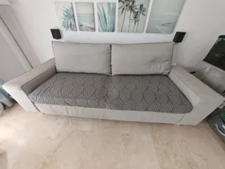 Sofá KIVIK 3 plazas gris claro