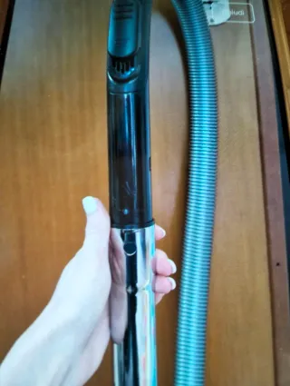 Aspirapolvere nero Comfort Clean