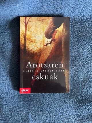 Arotzaren eskuak