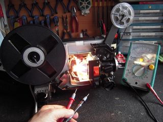 Proyector Alta Gama Cine 8 + Super8 SANKYO 2000-H