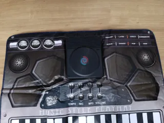 Alfombra Teclado Infantil Tiger 90x70cm