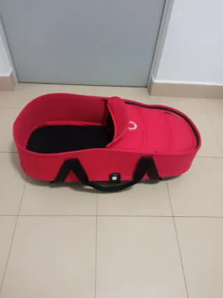 Silla y capazo Bugaboo Bee 3 color rojo