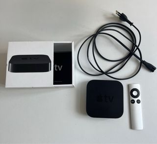 Apple TV 2ª Gen. con mando y cable