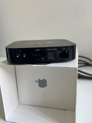 Apple TV 2ª Gen. con mando y cable