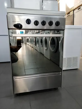 Cocina de gas plateada Gas natural