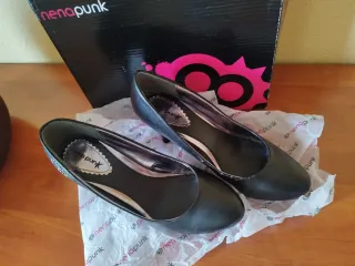 Zapatos de vestir Nena Punk negros