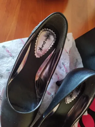 Zapatos de vestir Nena Punk negros