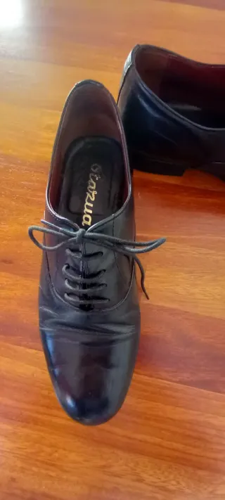 Zapatos de vestir negros para hombre de piel