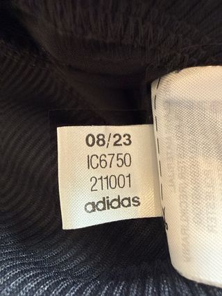 Conjunto Adidas Nylon Chaqueta y Pantalón