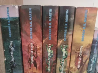 Libros Cancion de Hielo y Fuego 1-4