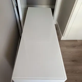 Mueble BESTA Ikea Blanco con panel de cristal