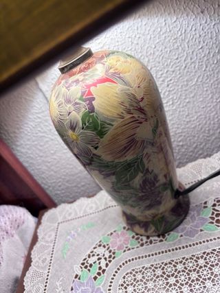 Lámpara de mesa vintage floral