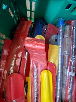 Lote de más de 150 brocas