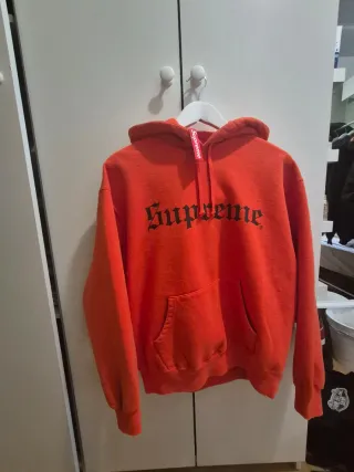 Sudadera Supreme